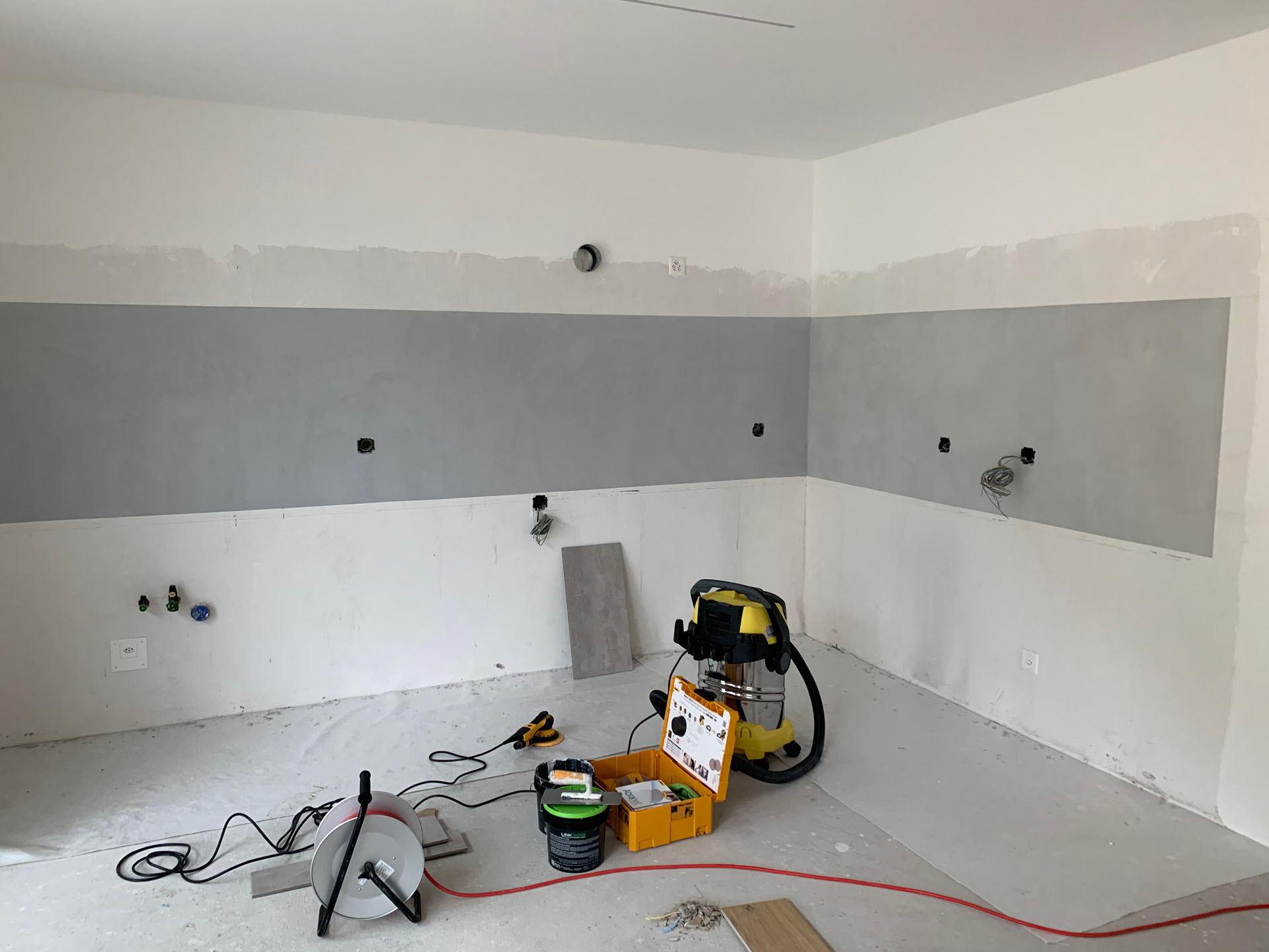 Alzata cucina in resina decorativa senza fughe