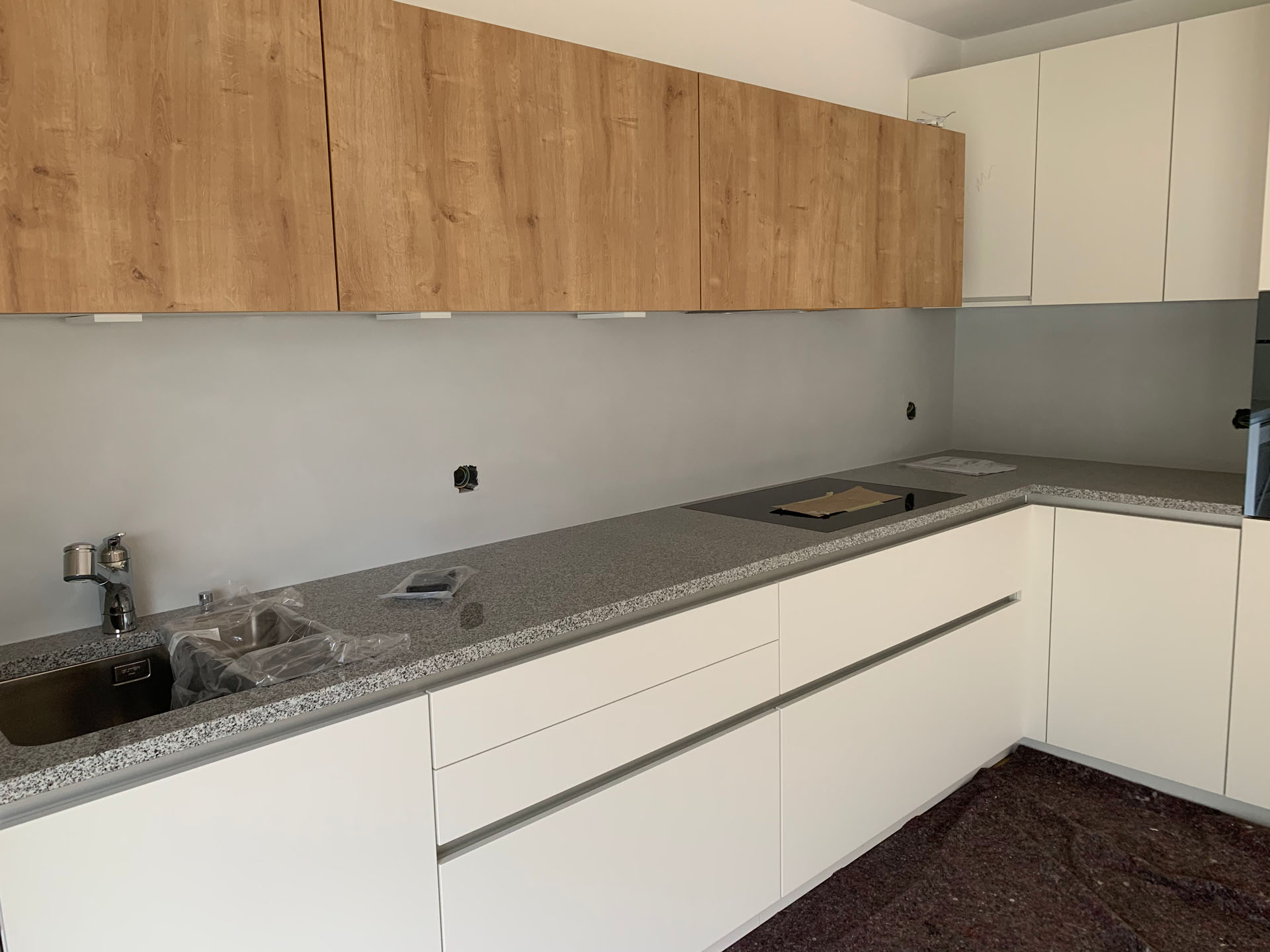 Alzata cucina in resina decorativa senza fughe