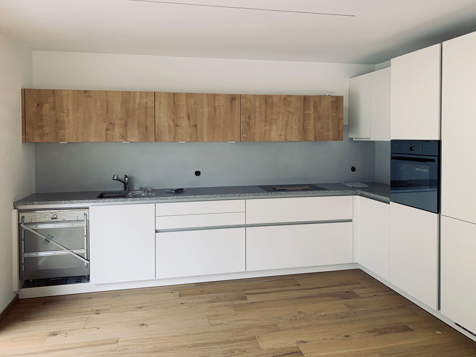 Alzata cucina in resina decorativa senza fughe