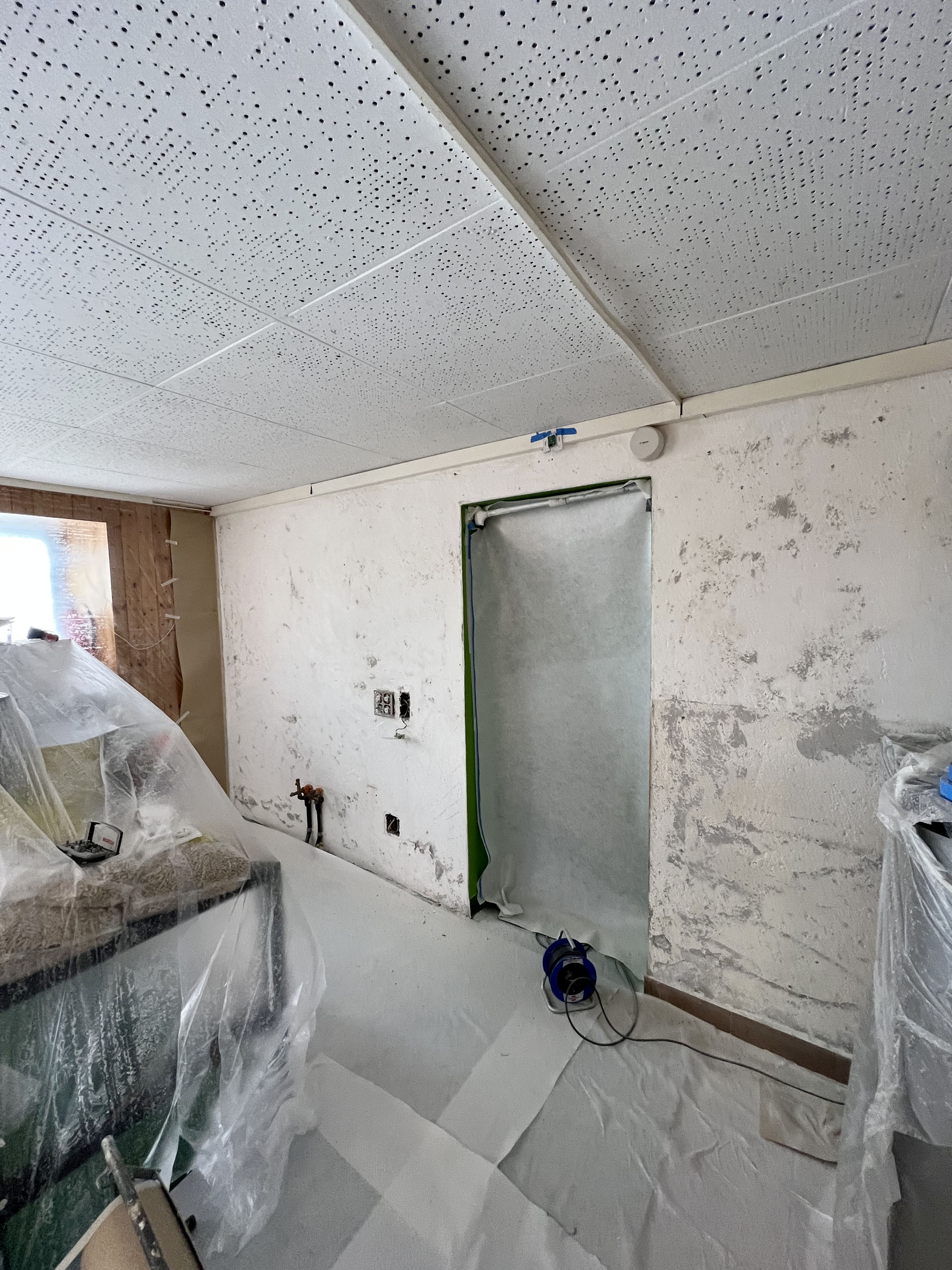 Risanamento cucina e ambienti Capanna Dötra