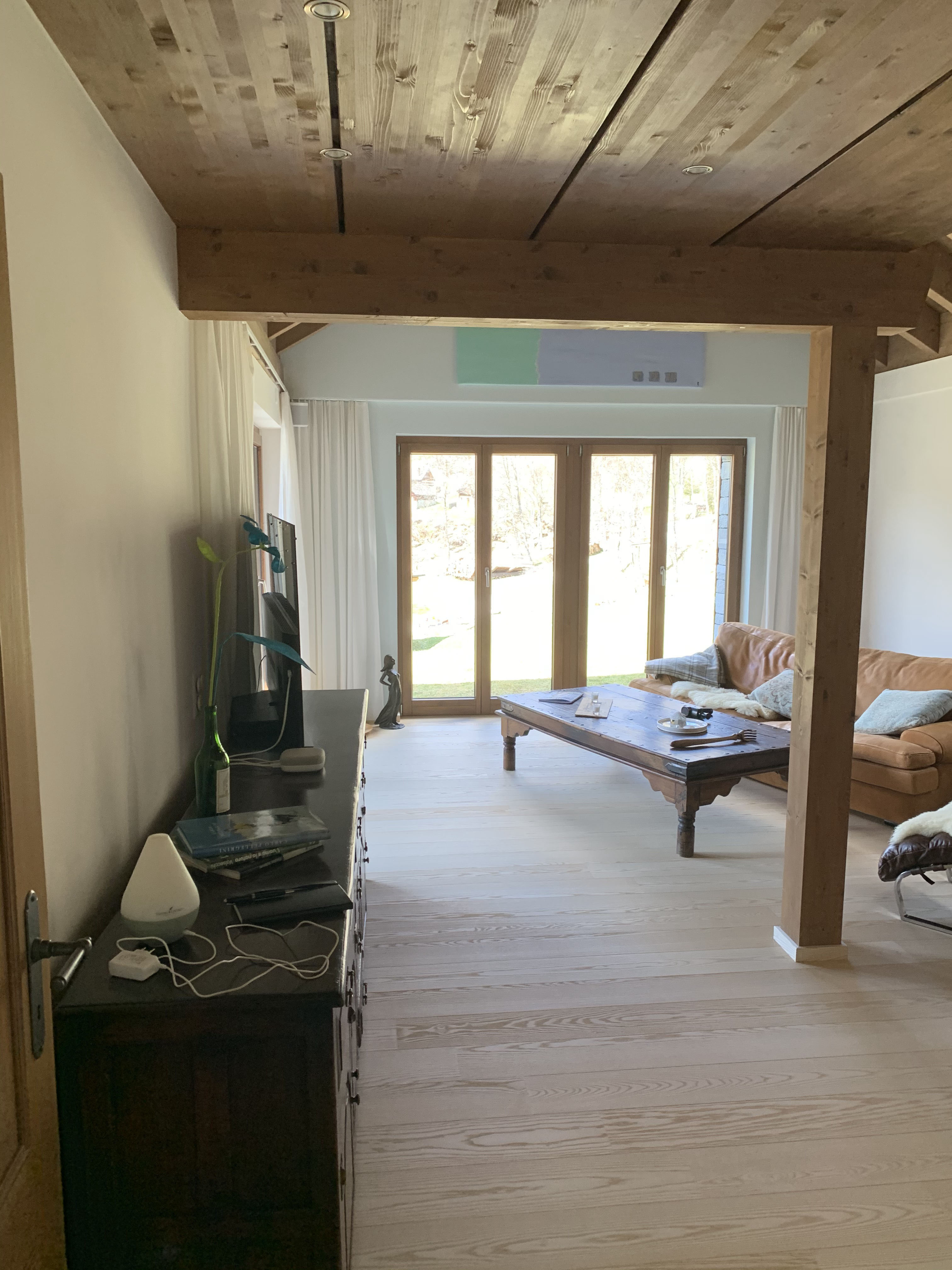 Rinnovamento locale interno Chalet