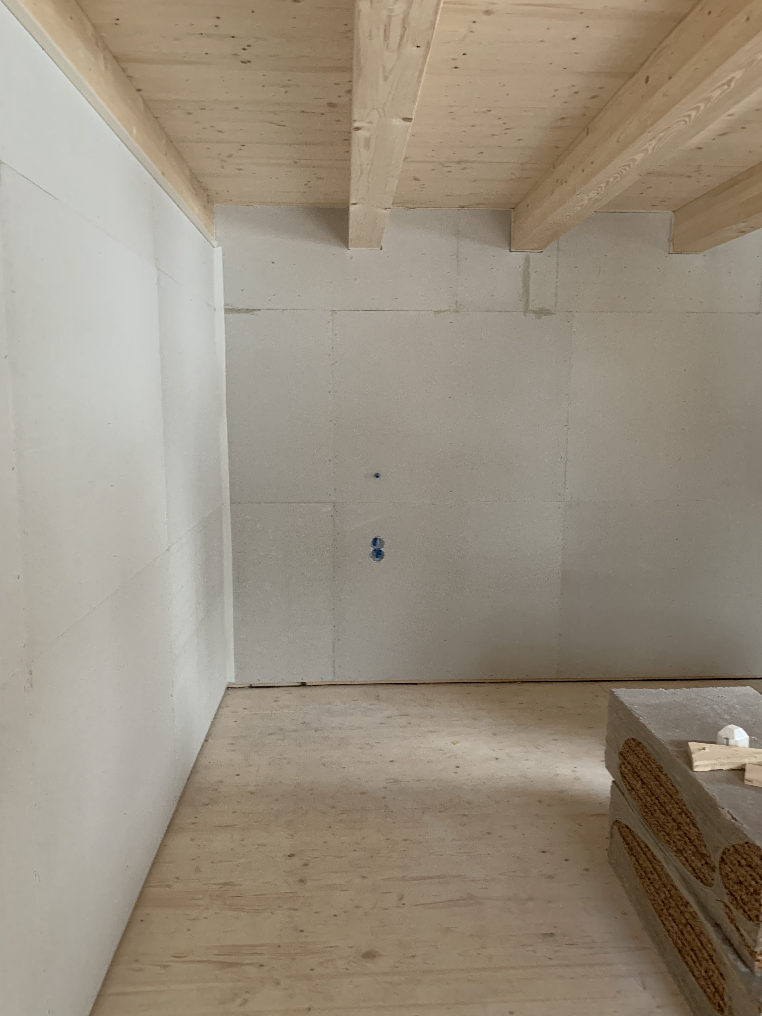 Risanamento di 6 camere con finitura minerale Marmorino KS