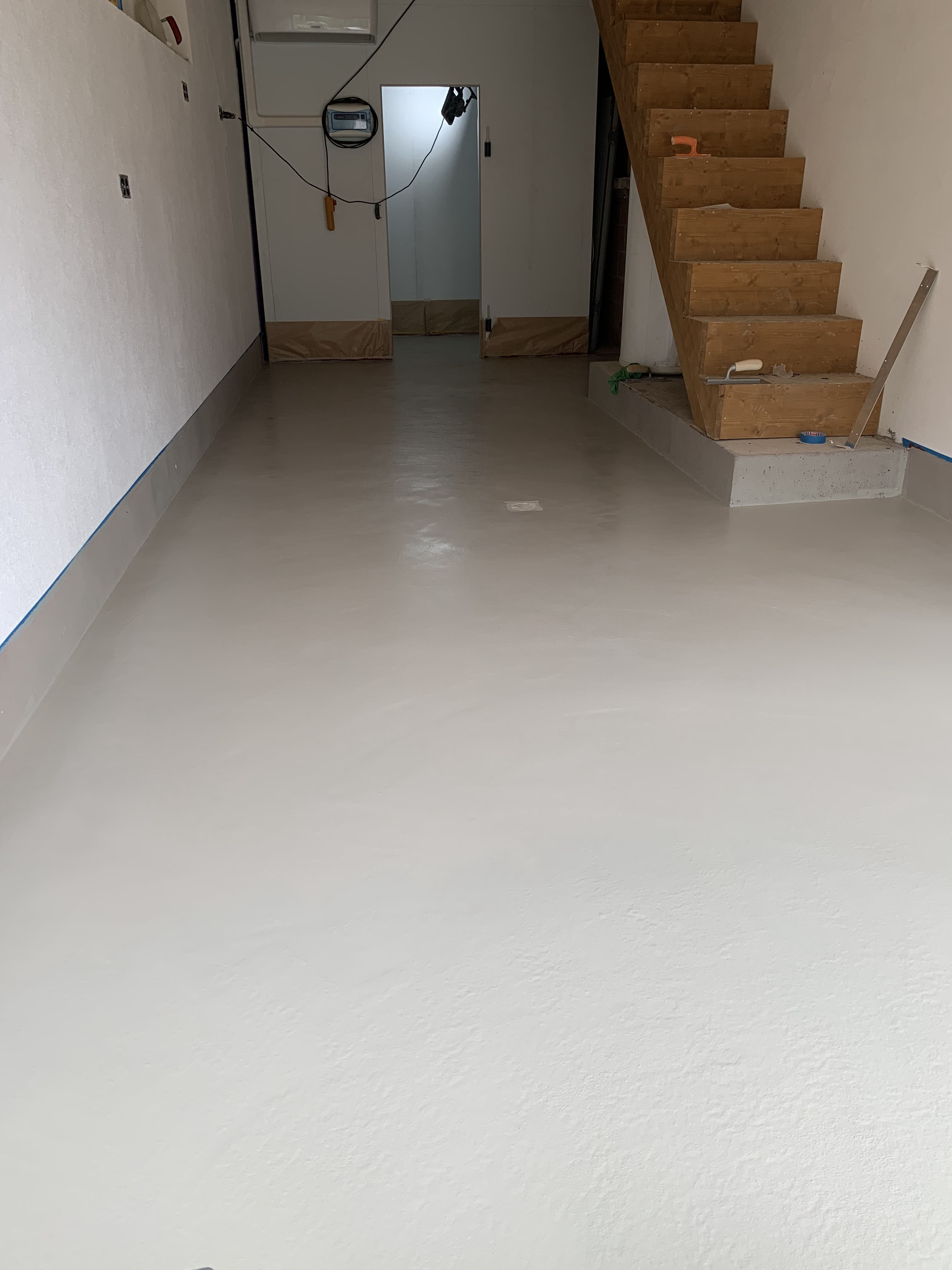 Resina con sistema anti-sdrucciolo